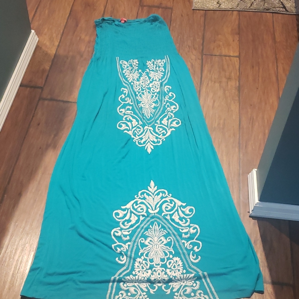 Used Bongo strapless dress